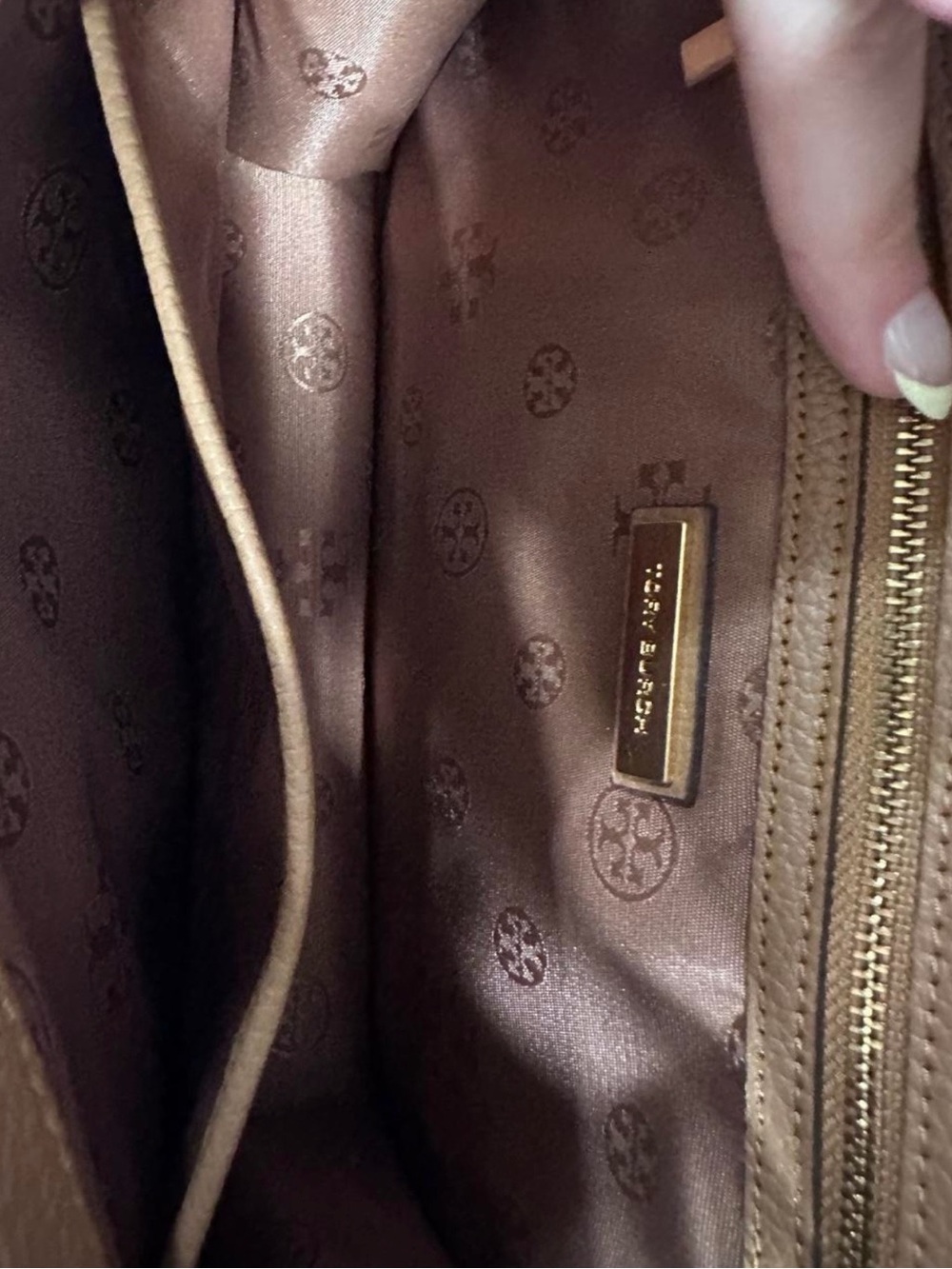 🌟Tory Burch Multicolor Leather & Suede Crossbody Bag with wallet 🌟 - Picture 3 of 5
